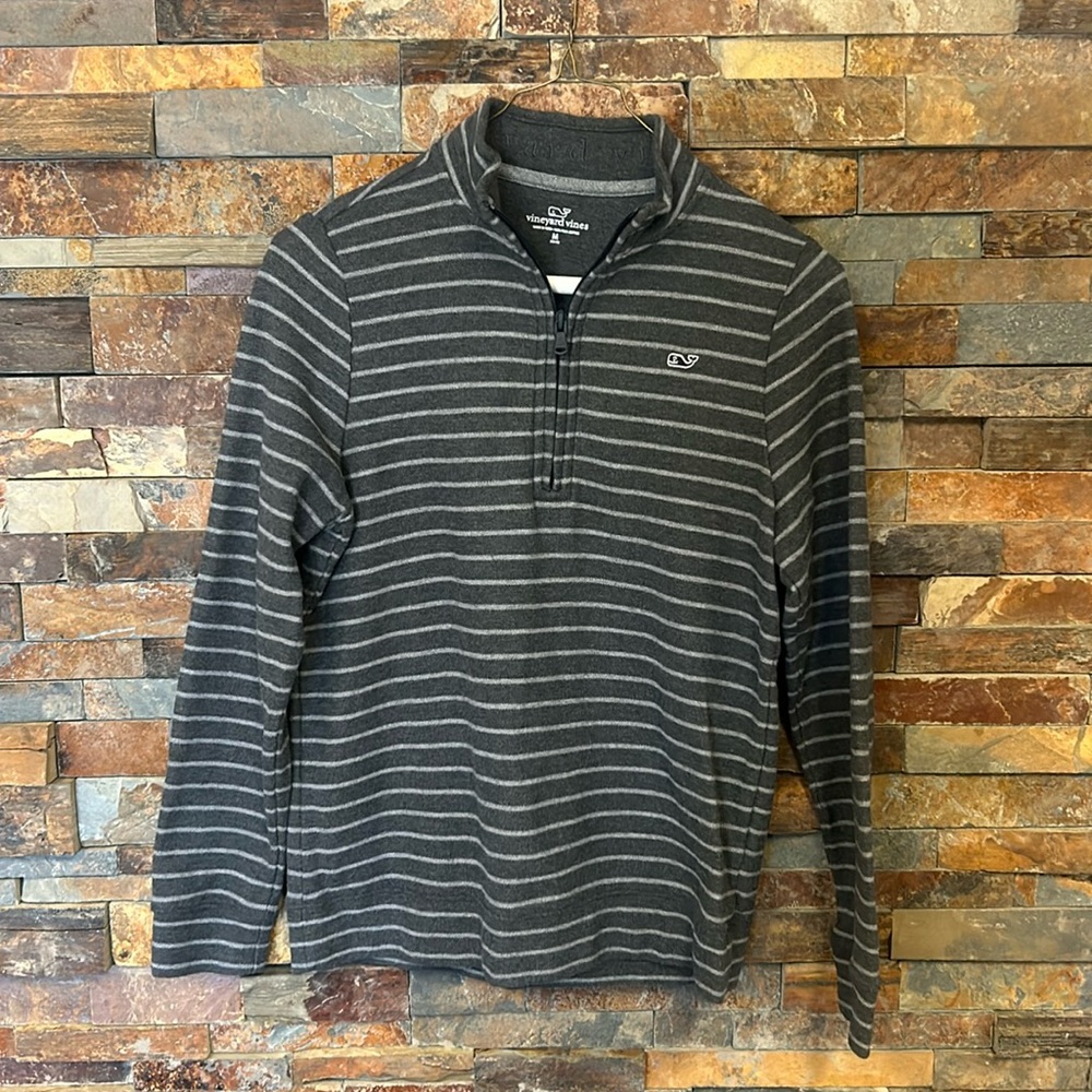 Boys youth medium Vineyard Vines quarter zip